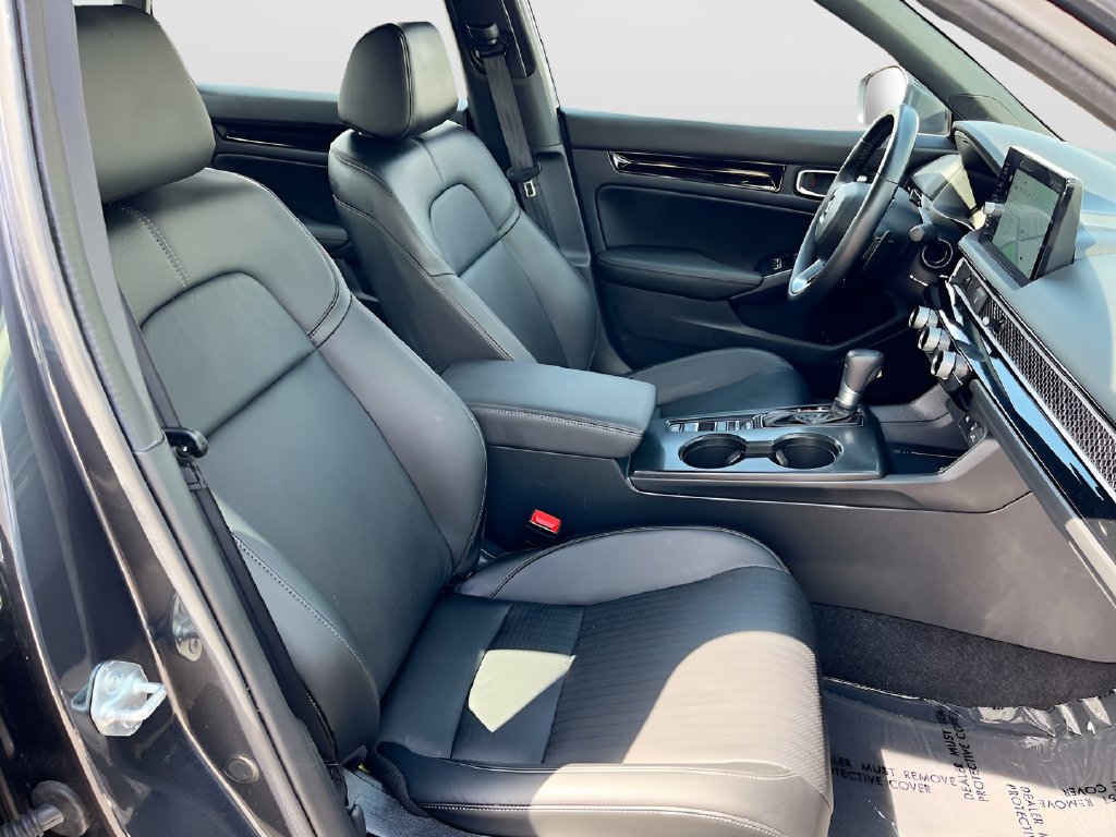 2025 Honda Civic Hybrid photo 29 of 33