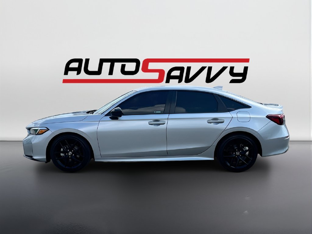 2026 Honda Civic Hybrid photo 4 of 32