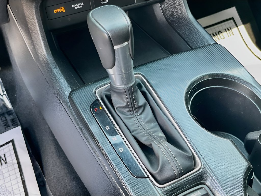 2026 Honda Civic Hybrid photo 16 of 32