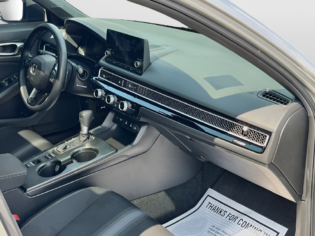 2026 Honda Civic Hybrid photo 28 of 32