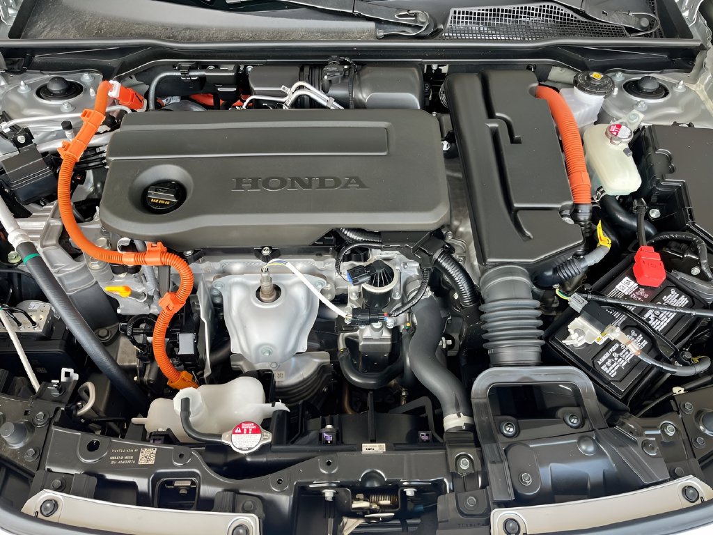 2026 Honda Civic Hybrid photo 29 of 32