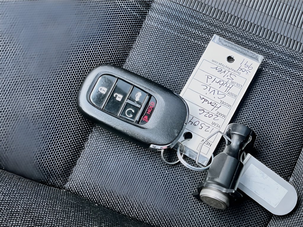 2026 Honda Civic Hybrid photo 32 of 32