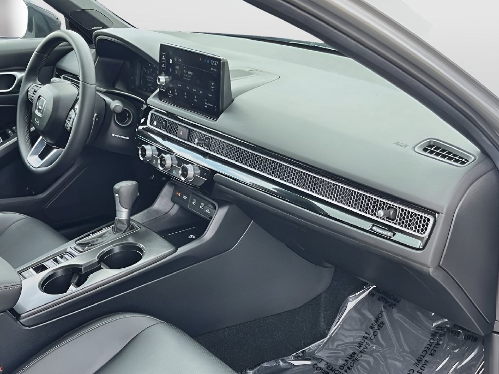 2026 Honda Civic Hybrid photo 30 of 34