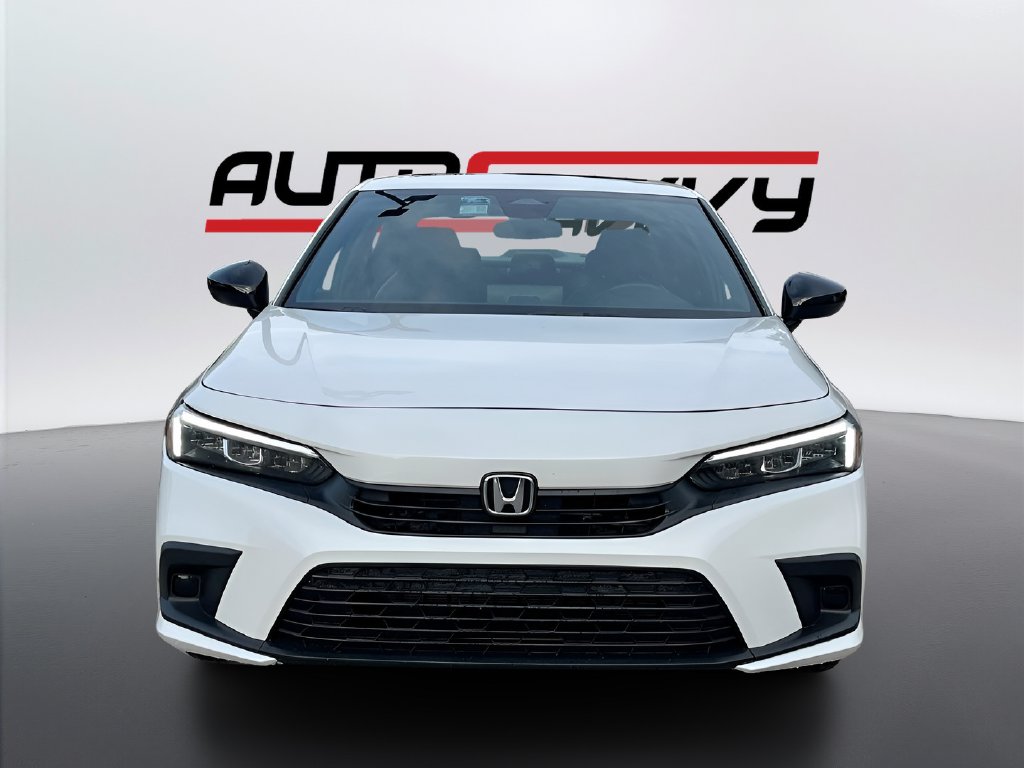 2025 Honda Civic Hybrid photo 2 of 31