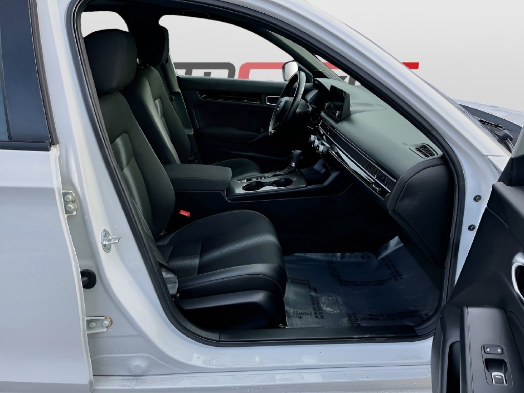 2025 Honda Civic Hybrid photo 27 of 31