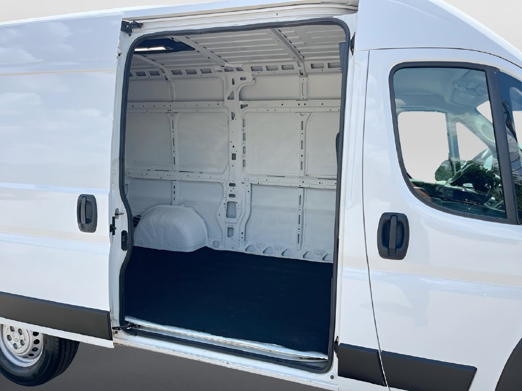 2025 Ram ProMaster 2500 photo 28 of 29