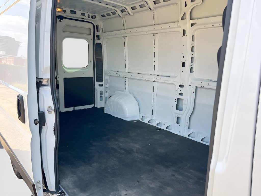 2024 Ram ProMaster 2500 photo 29 of 29
