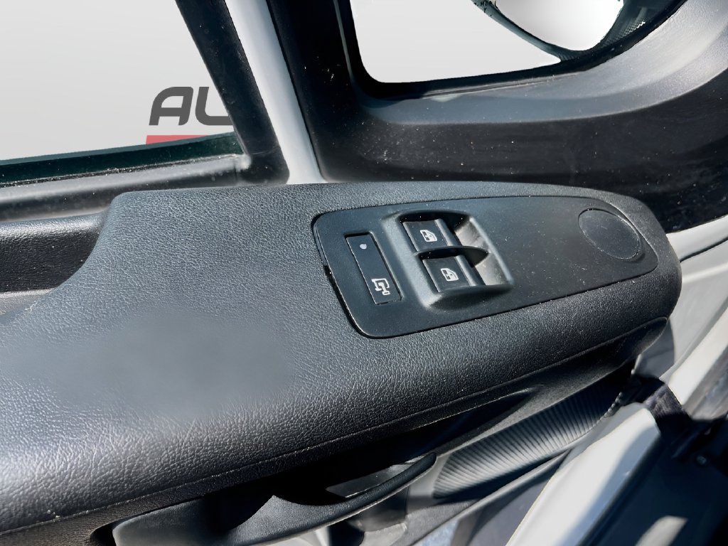 2023 Ram ProMaster 2500 photo 17 of 30