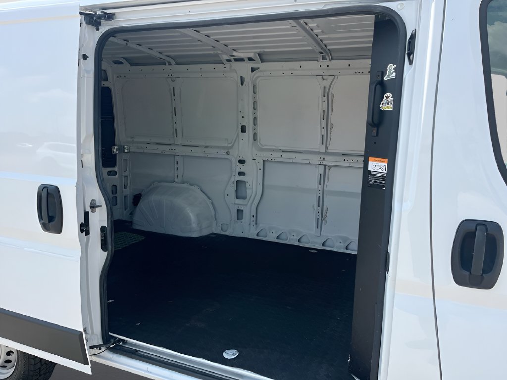 2023 Ram ProMaster 2500 photo 28 of 30