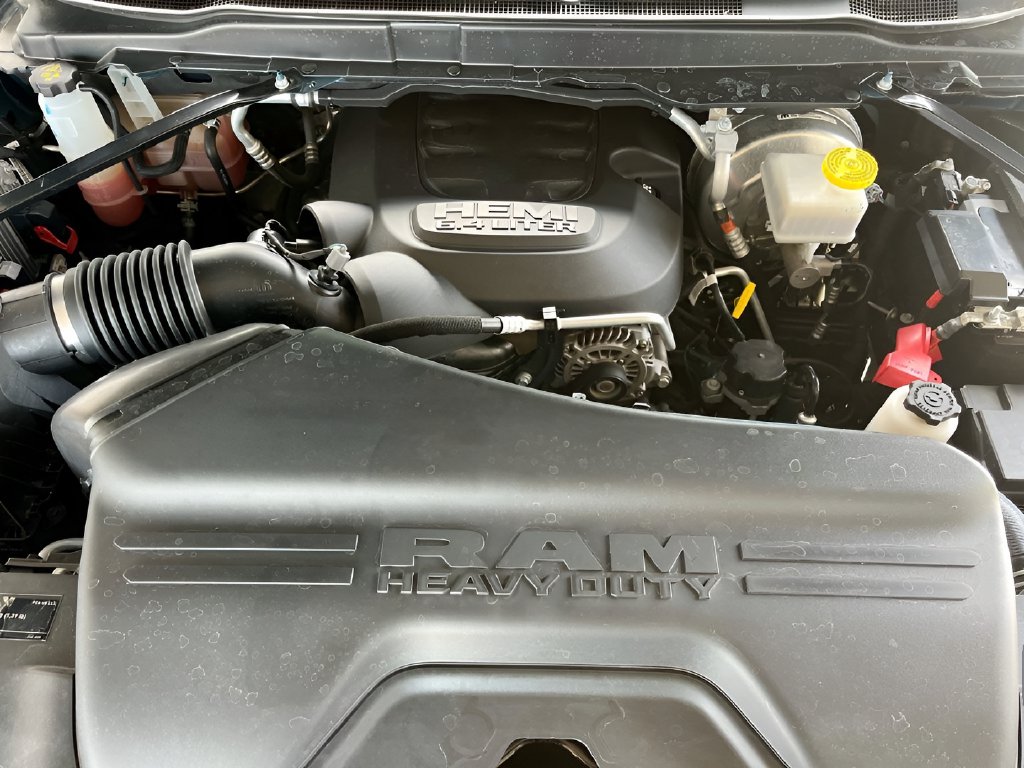 2024 Ram 2500 photo 29 of 32