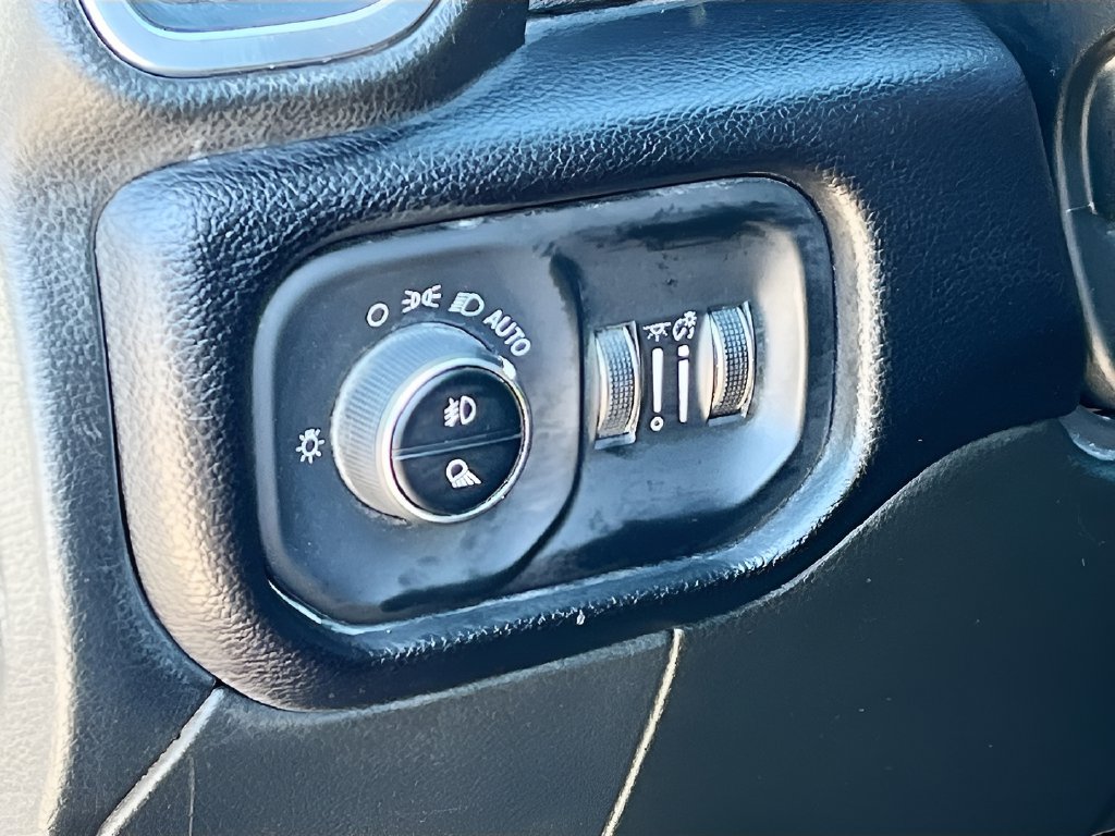 2024 Ram 2500 photo 10 of 33