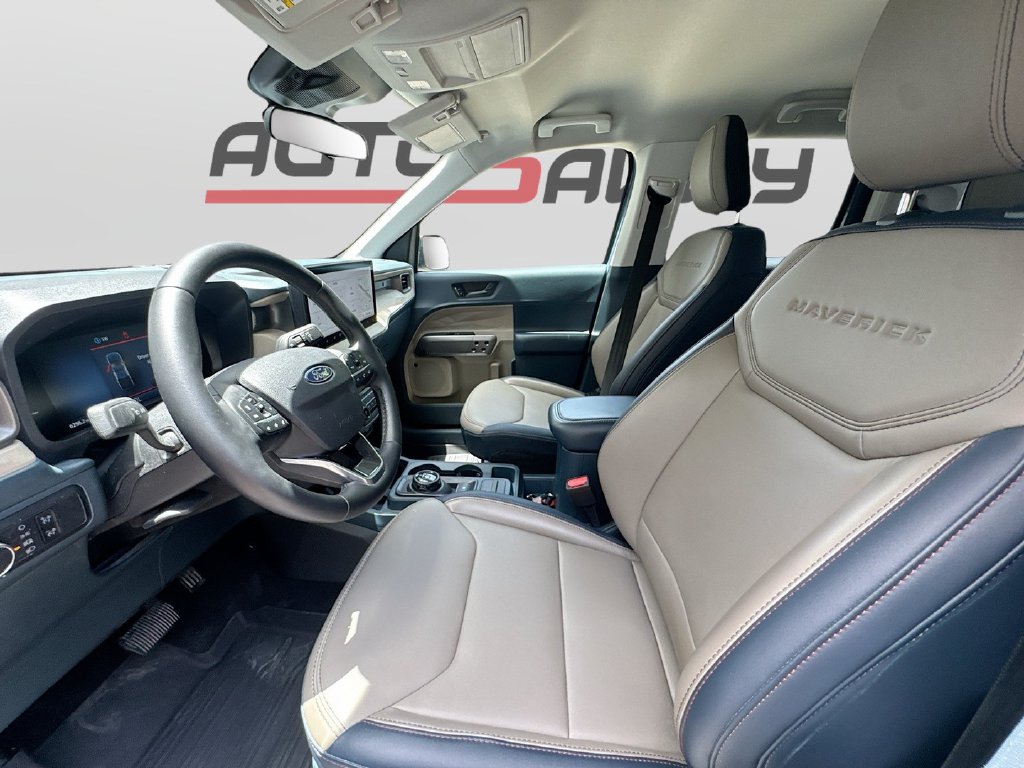2025 Ford Maverick photo 22 of 32