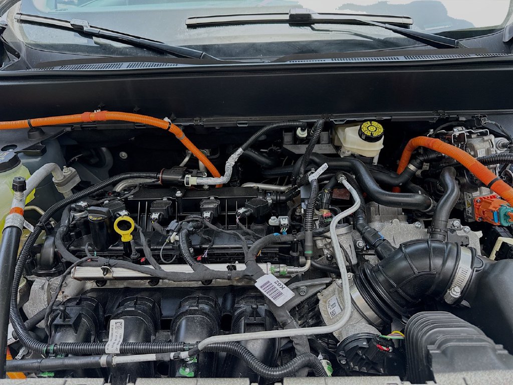 2025 Ford Maverick photo 31 of 32