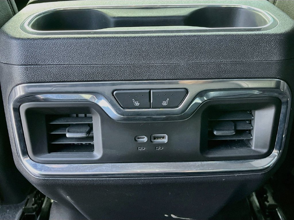2024 Chevrolet Silverado 1500 photo 26 of 33