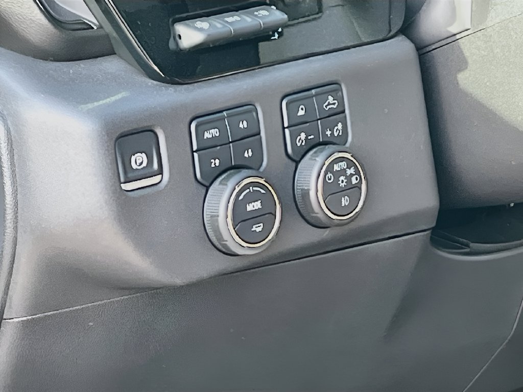 2025 Chevrolet Silverado 1500 photo 10 of 34