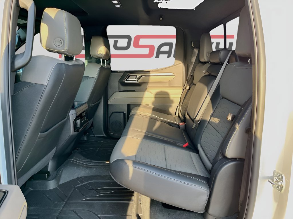 2025 Chevrolet Silverado 1500 photo 26 of 34