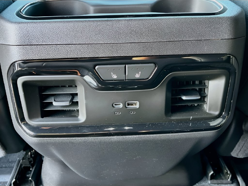 2025 Chevrolet Silverado 1500 photo 27 of 34