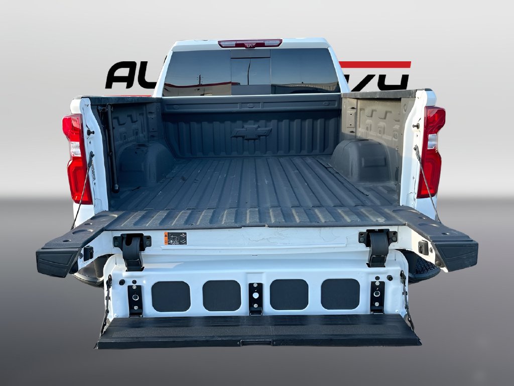 2025 Chevrolet Silverado 1500 photo 28 of 34