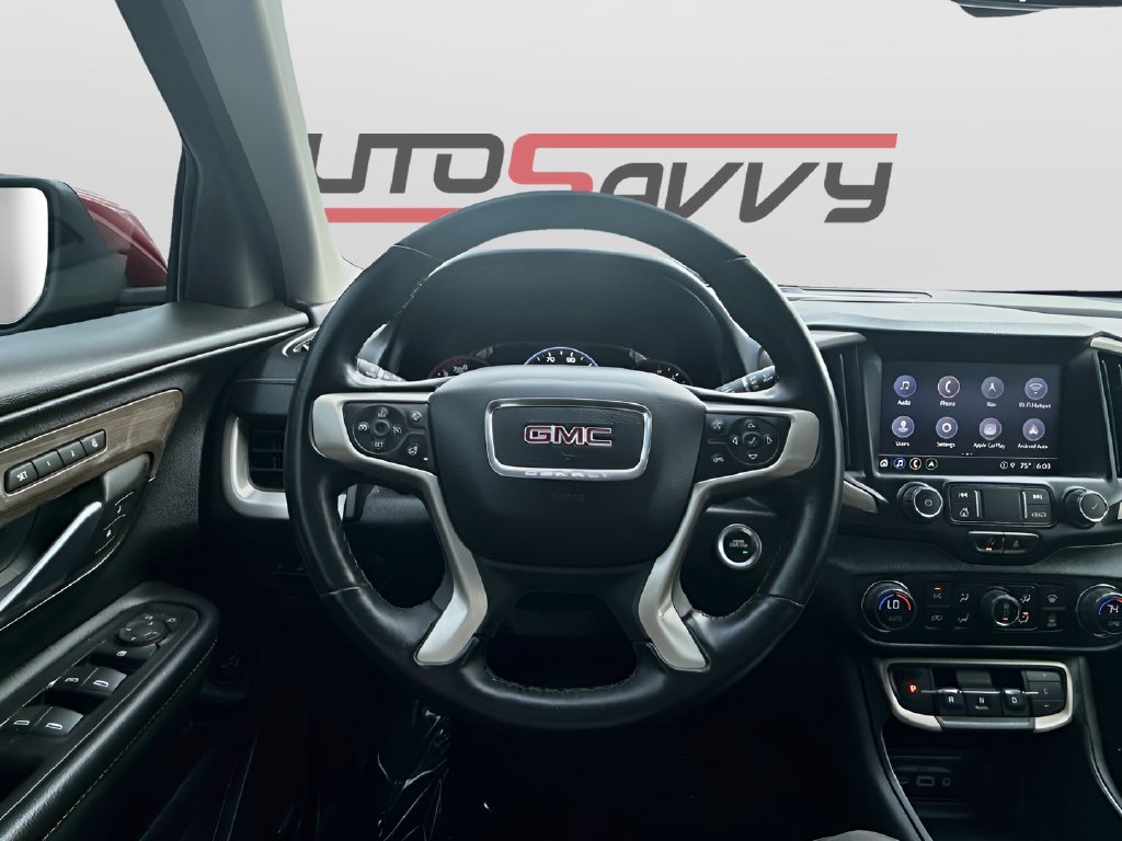 2024 GMC Terrain photo 11 of 33