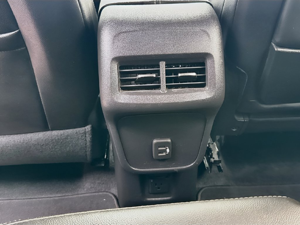 2024 GMC Terrain photo 26 of 33