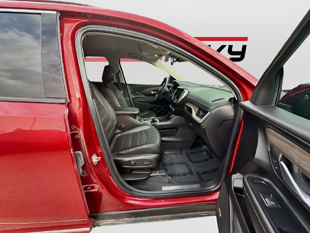 2024 GMC Terrain photo 29 of 33
