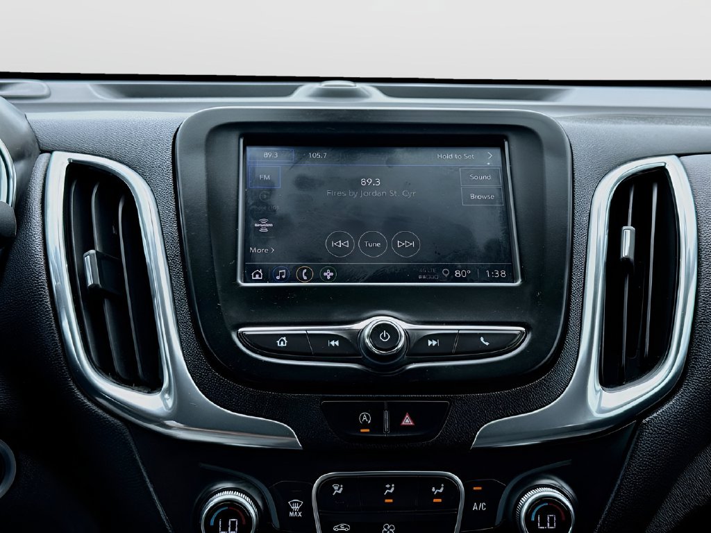 2023 Chevrolet Equinox photo 14 of 31