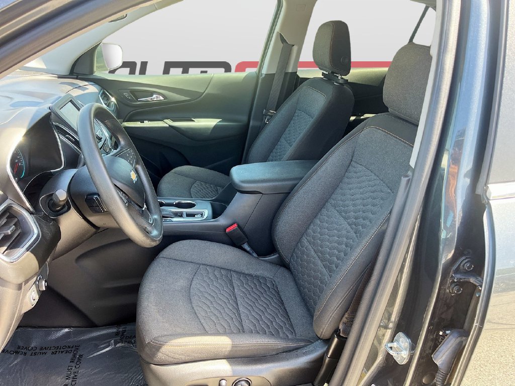 2021 Chevrolet Equinox photo 19 of 30
