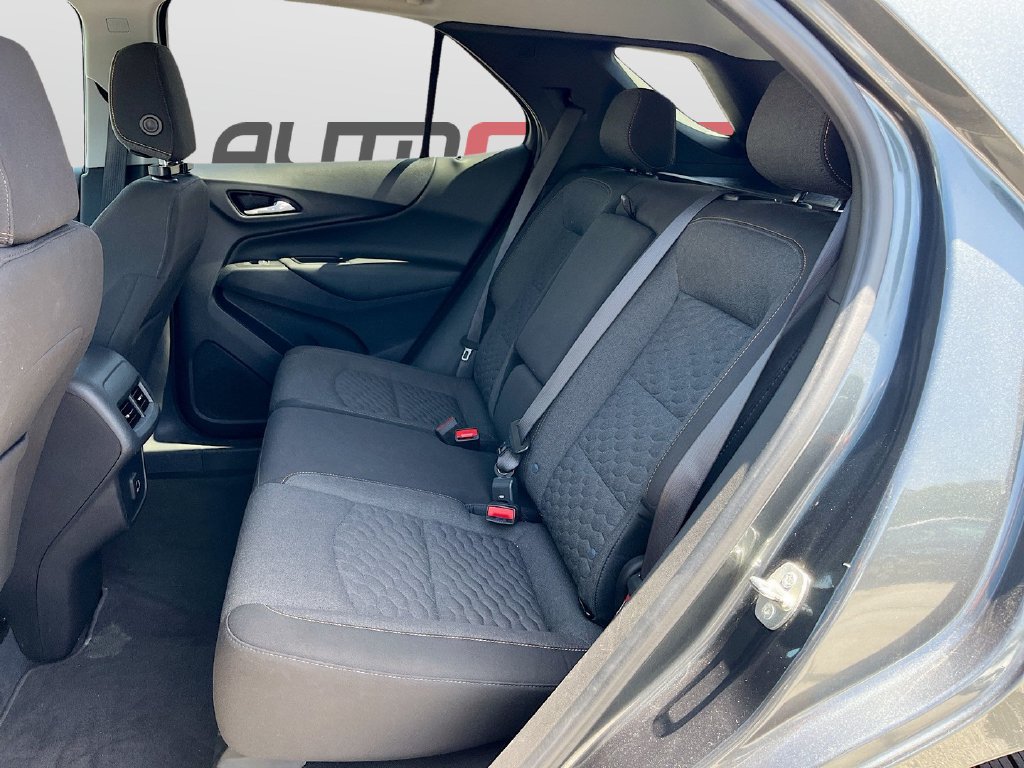 2021 Chevrolet Equinox photo 22 of 30