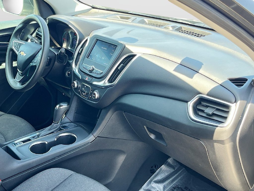 2021 Chevrolet Equinox photo 27 of 30