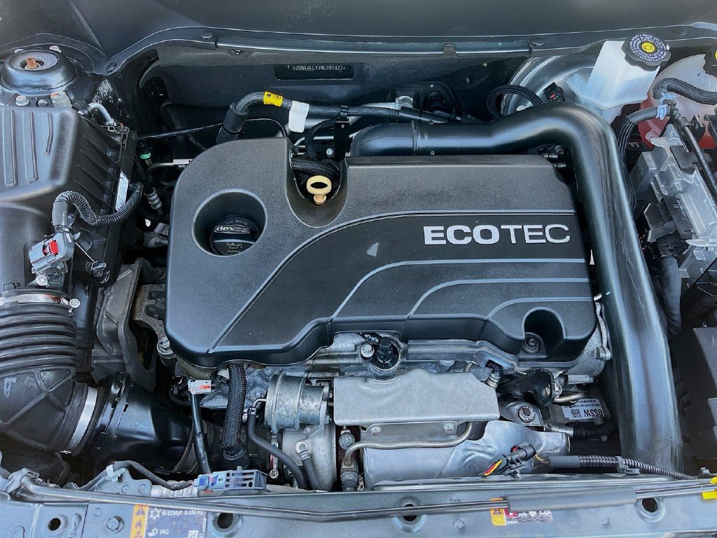 2021 Chevrolet Equinox photo 28 of 30