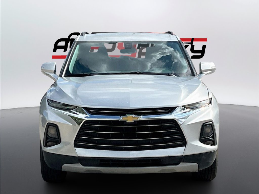 2021 Chevrolet Blazer photo 2 of 31