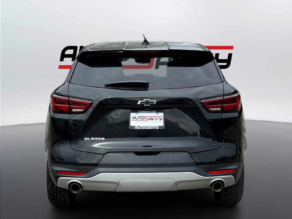2023 Chevrolet Blazer photo 6 of 18