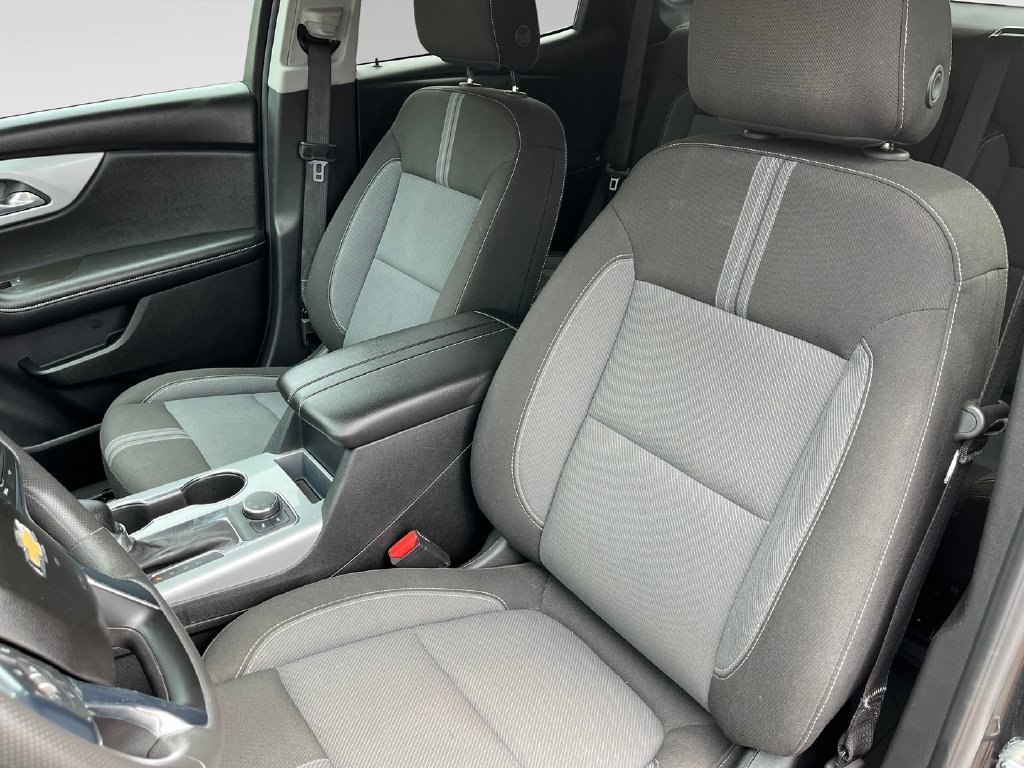 2023 Chevrolet Blazer photo 11 of 18