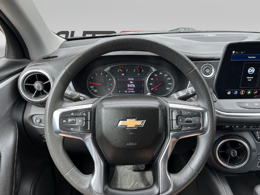 2023 Chevrolet Blazer photo 12 of 18