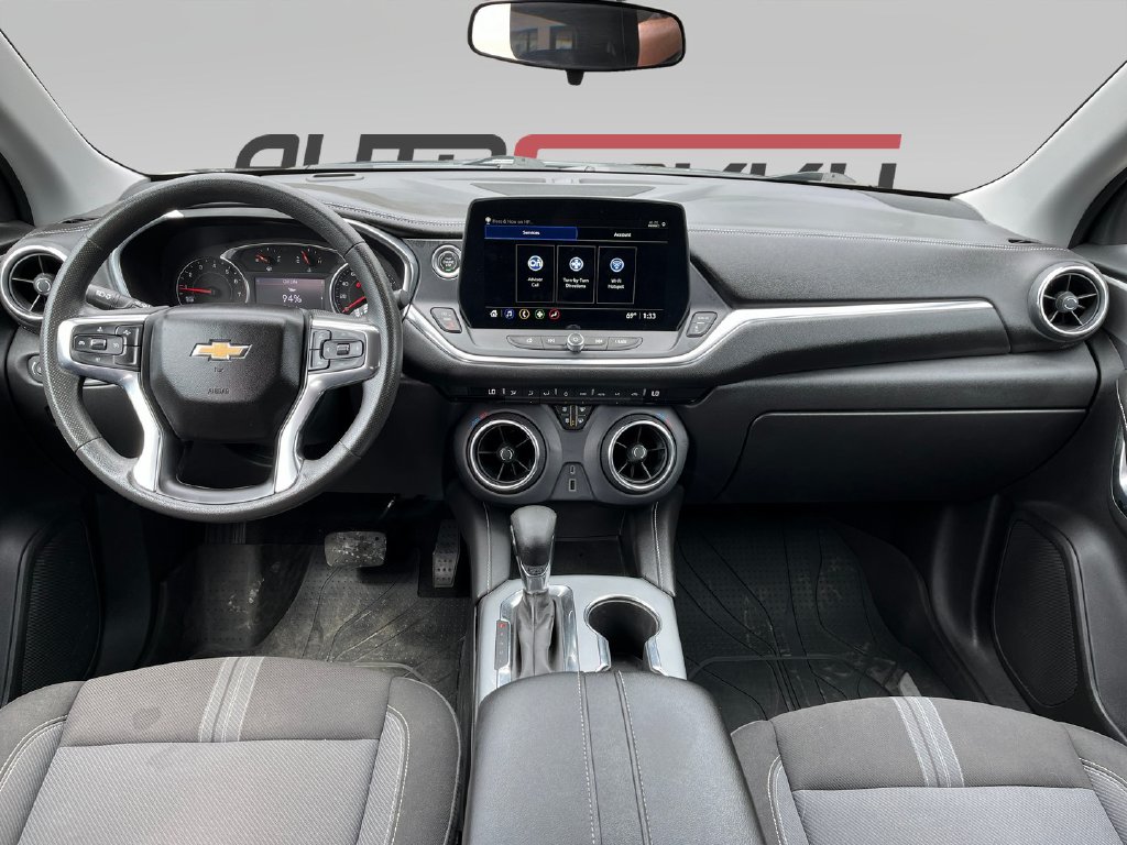 2023 Chevrolet Blazer photo 17 of 18
