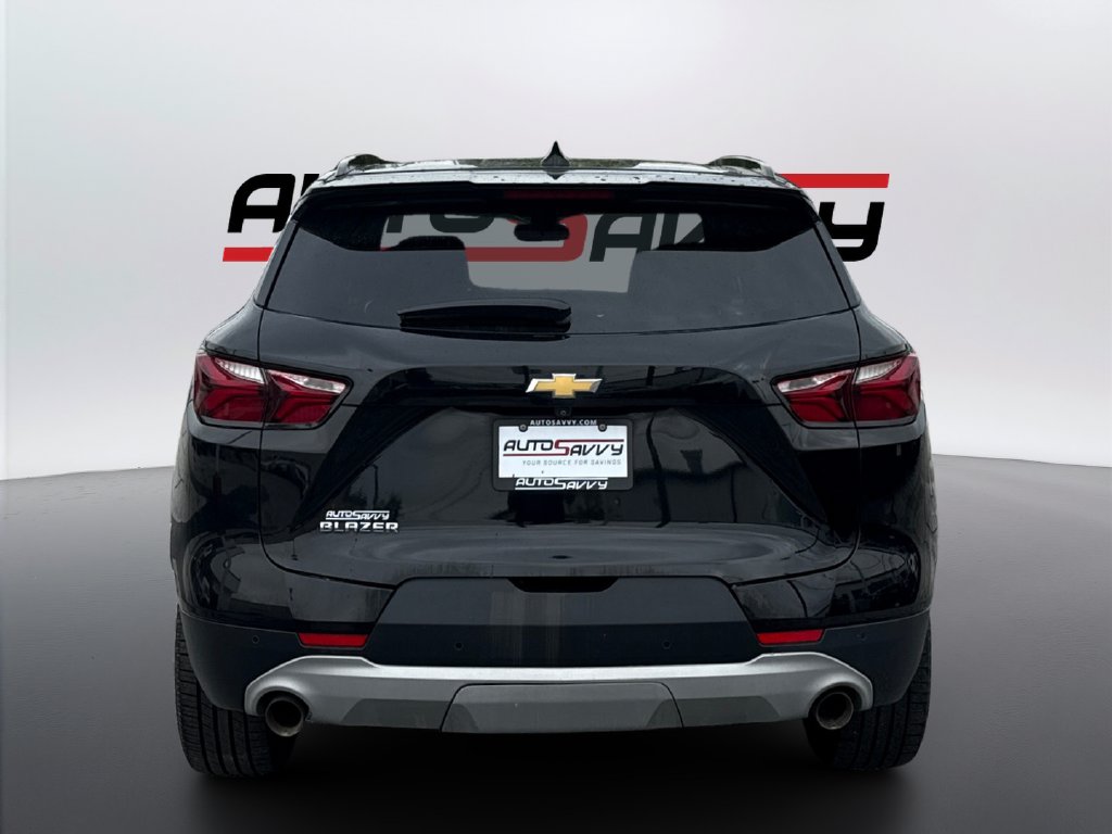 2022 Chevrolet Blazer photo 6 of 18