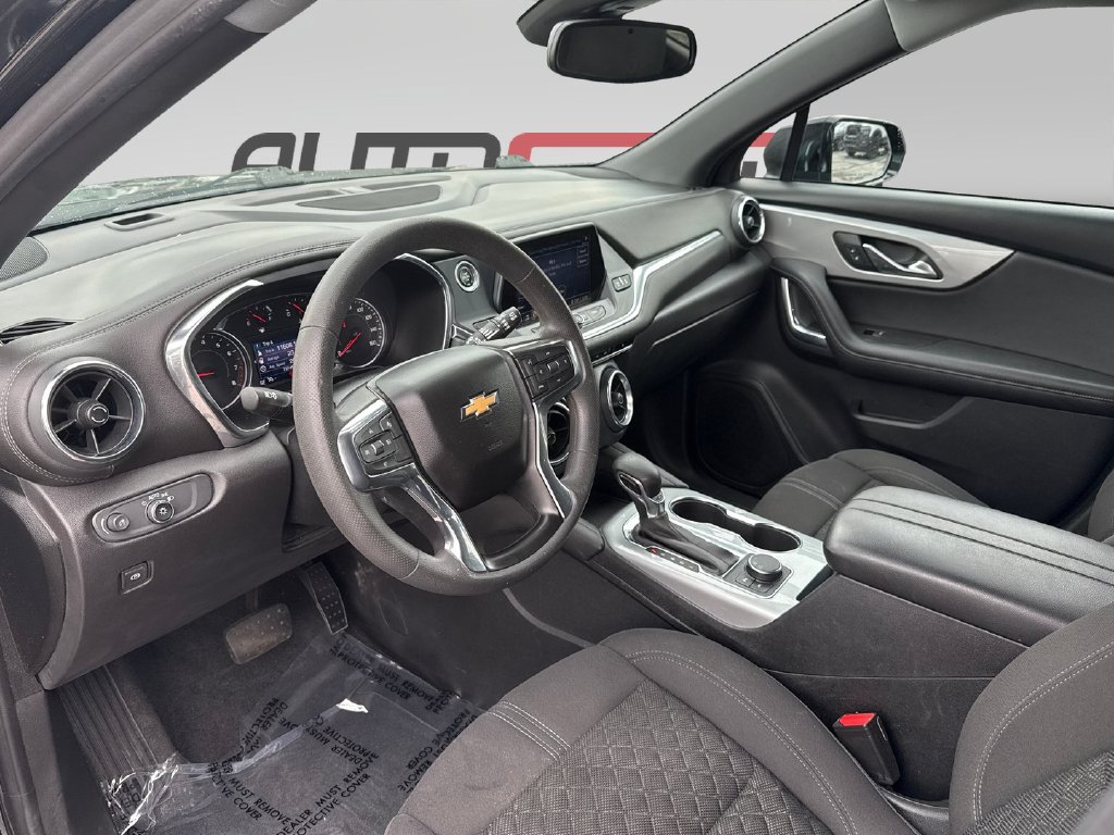 2022 Chevrolet Blazer photo 10 of 18