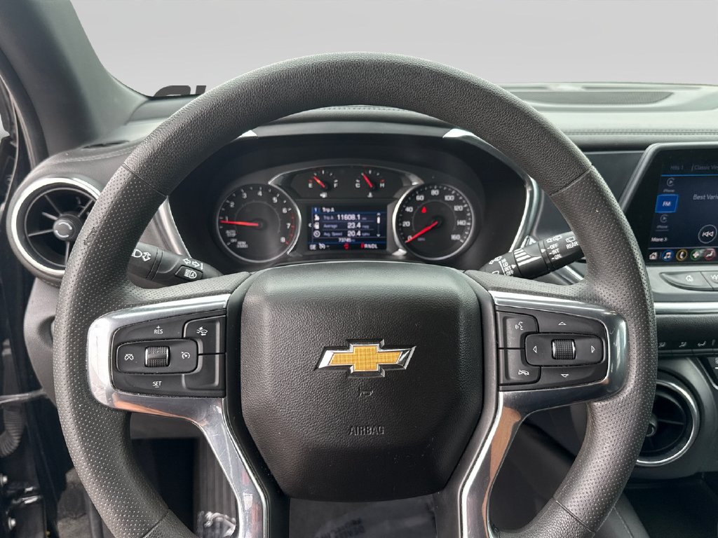 2022 Chevrolet Blazer photo 12 of 18