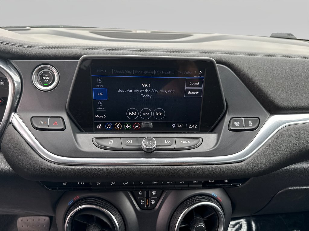 2022 Chevrolet Blazer photo 13 of 18