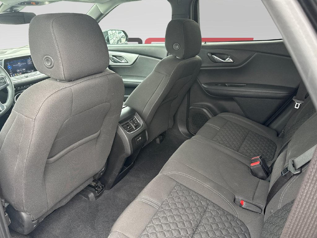 2022 Chevrolet Blazer photo 16 of 18