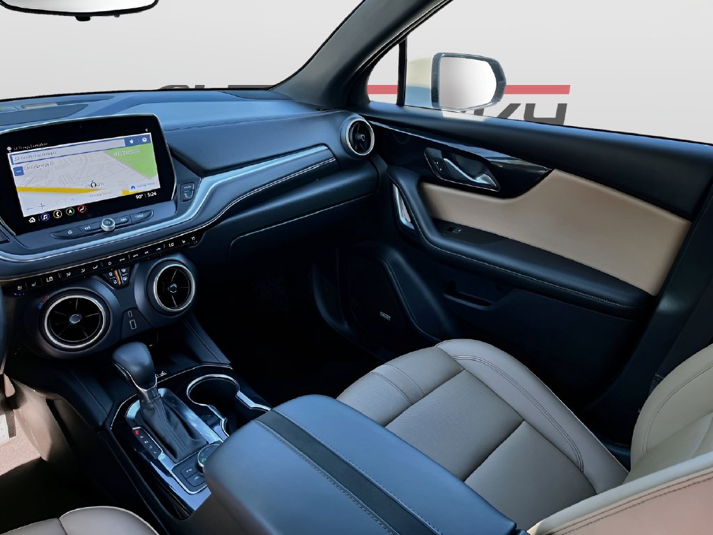 2024 Chevrolet Blazer photo 25 of 34