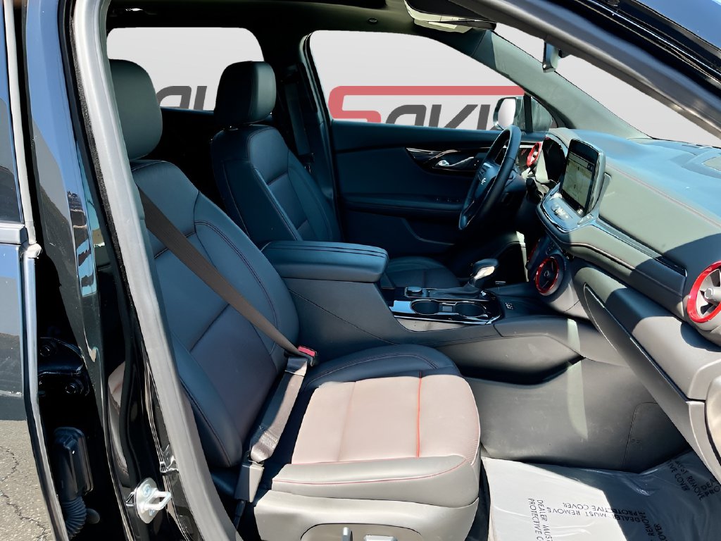 2024 Chevrolet Blazer photo 30 of 34