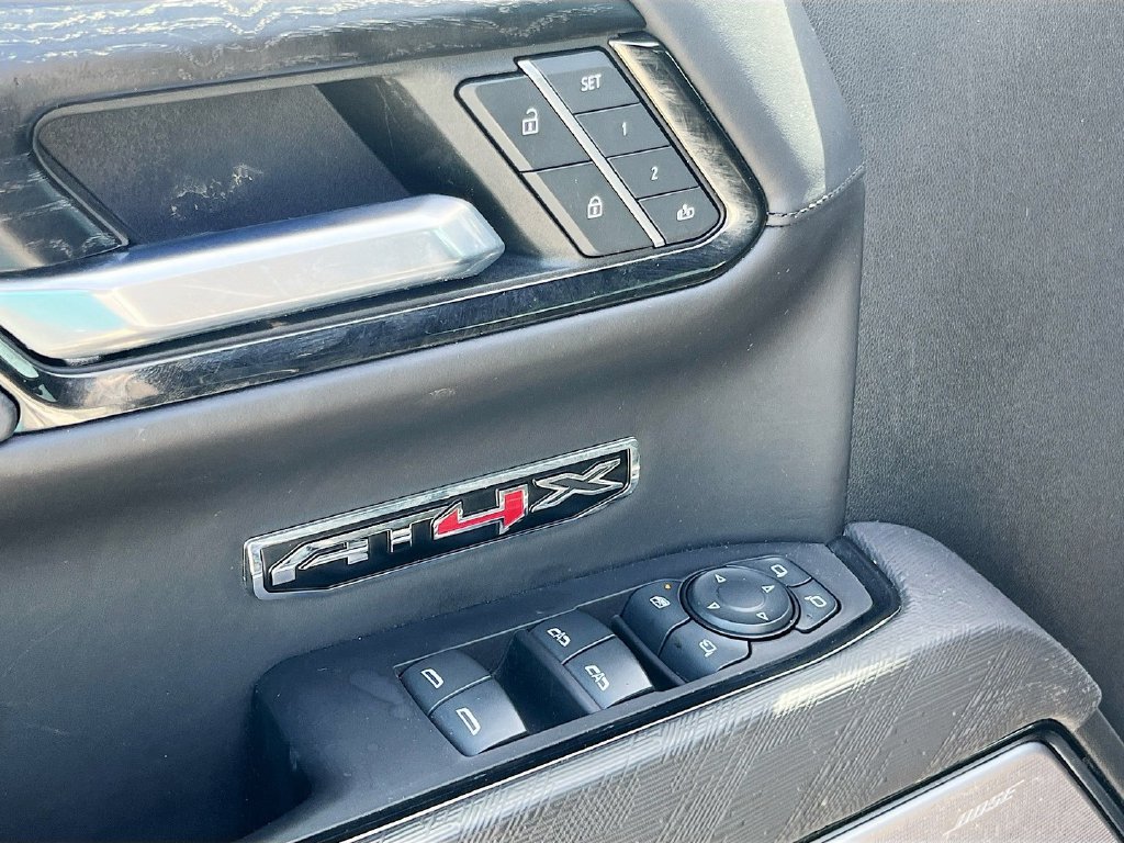 2023 GMC Sierra 1500 photo 18 of 35
