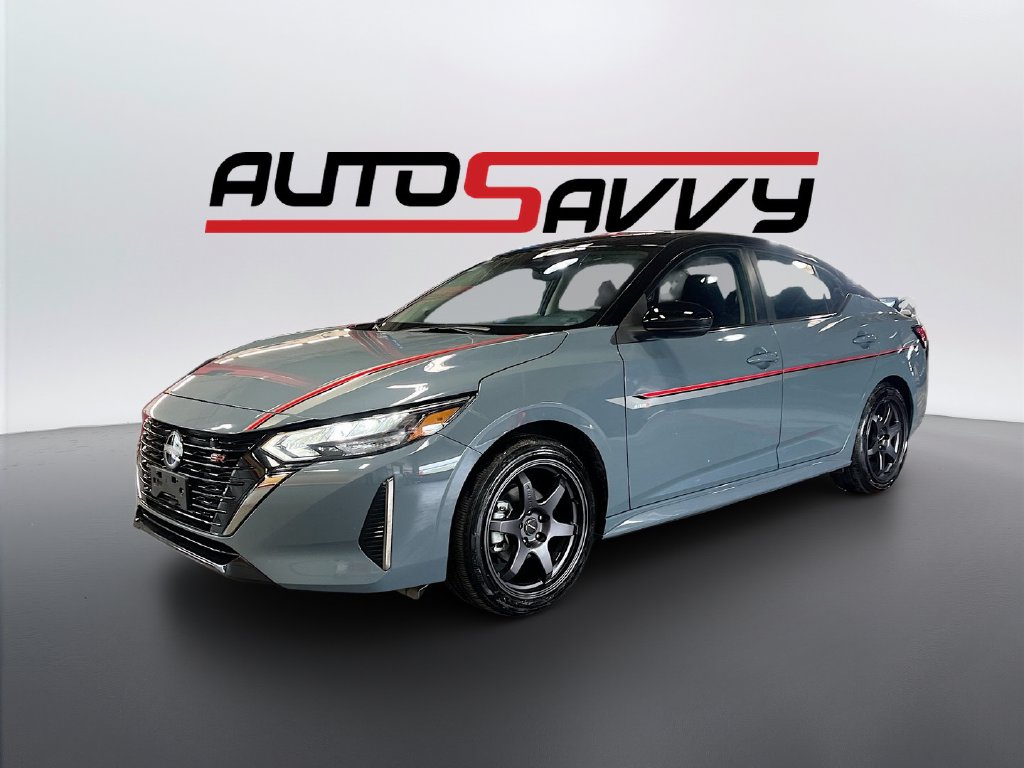 Used 2025 Super Black Nissan SR image 3