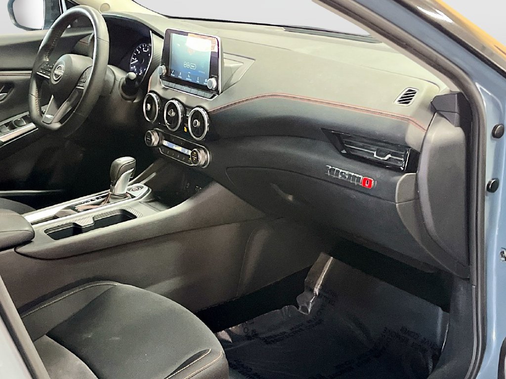 Used 2025 Super Black Nissan SR image 27