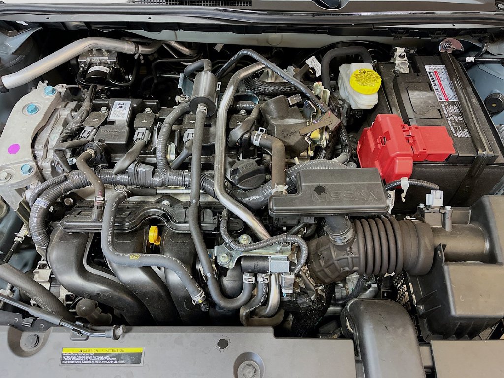 Used 2025 Super Black Nissan SR image 28