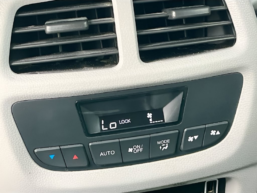2022 Honda Pilot photo 25 of 33