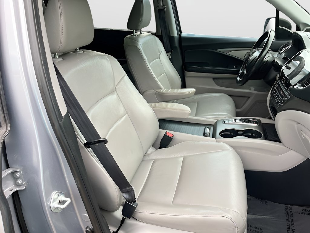 2022 Honda Pilot photo 29 of 33