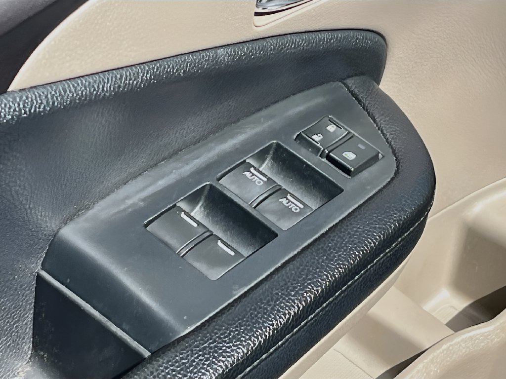 2022 Honda Pilot photo 17 of 33