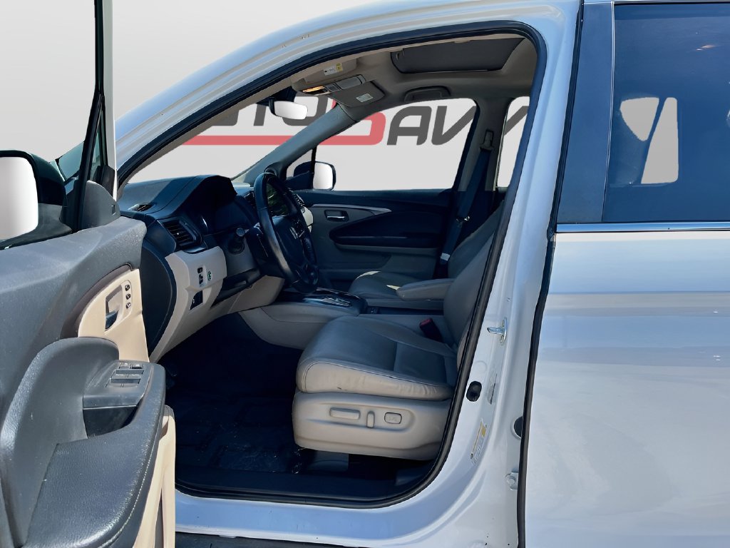 2022 Honda Pilot photo 20 of 33